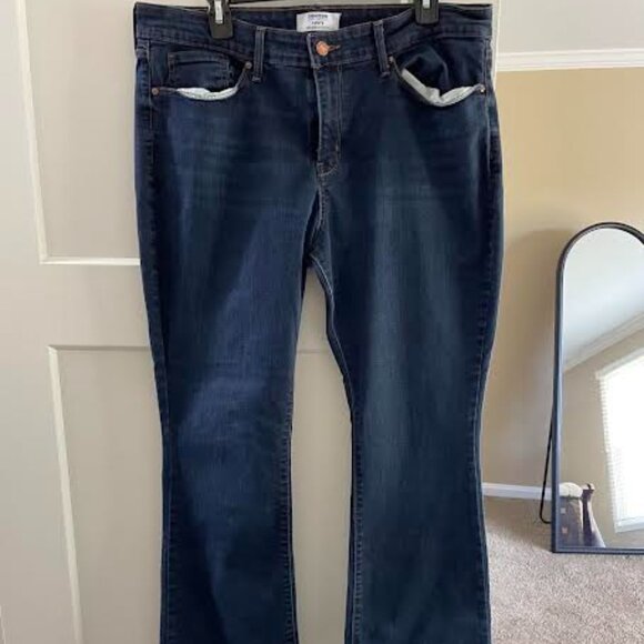 Denizen by Levi's Bootcut Jeans in Dark wash, size 16 - Picture 6 of 6